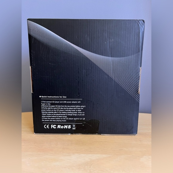 GUERAY WHITE BLUETOOTH DESK CD PLAYER AND RADIO IS NEW IN THE BOX - Picture 4 of 11